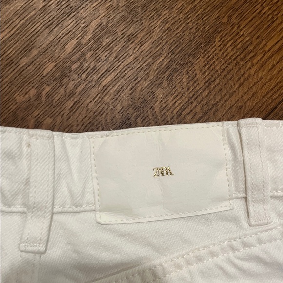 Women’s Zara Shorts - Picture 4 of 5